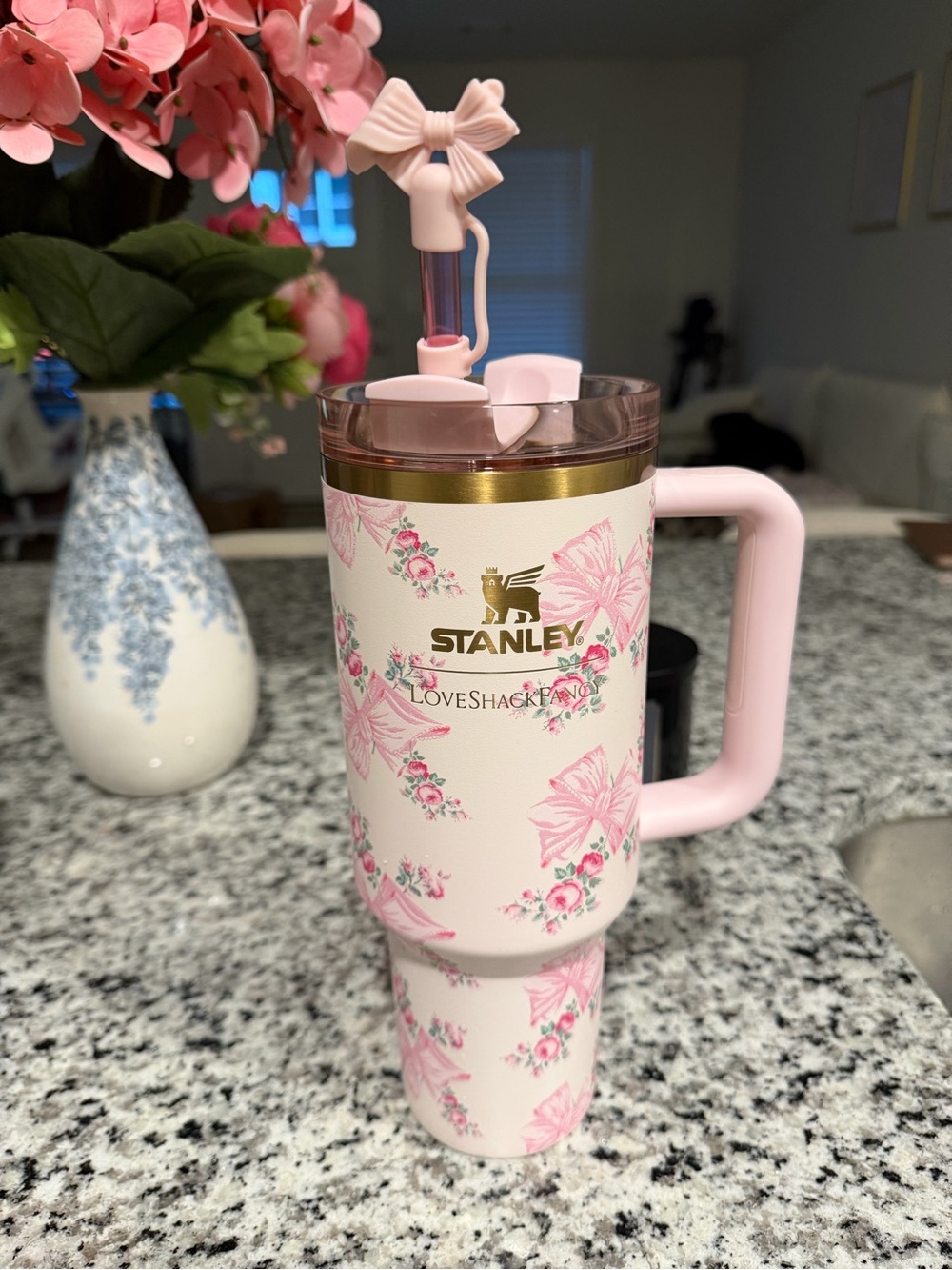 LoveShackFancy Rosa Beaux pink 40oz stanley